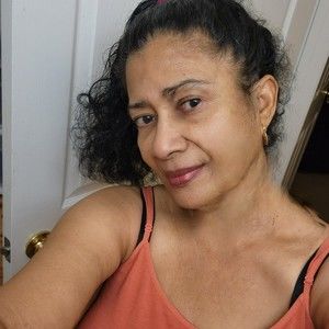 Meet your Posher, Delores